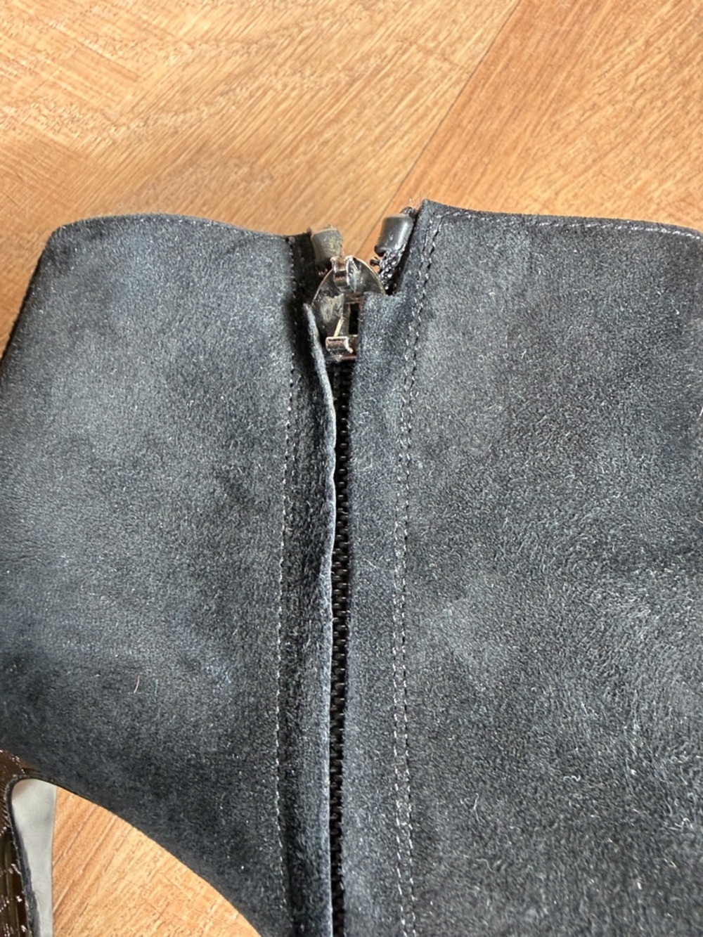 Burberry Black Suede Pointed Stiletto Ankle Booties Size 36 or US 6 - Picture 6 of 8